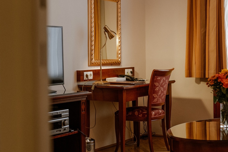 Appartement City Central - Schreibtisch